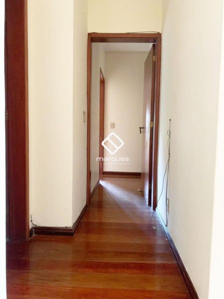 Apartamento com 3 quartos, 2 banheiros e 170m² à venda no bairro Centro, Pelotas