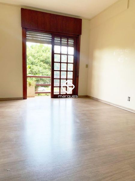 Apartamento com 3 quartos, 2 banheiros e 170m² à venda no bairro Centro, Pelotas
