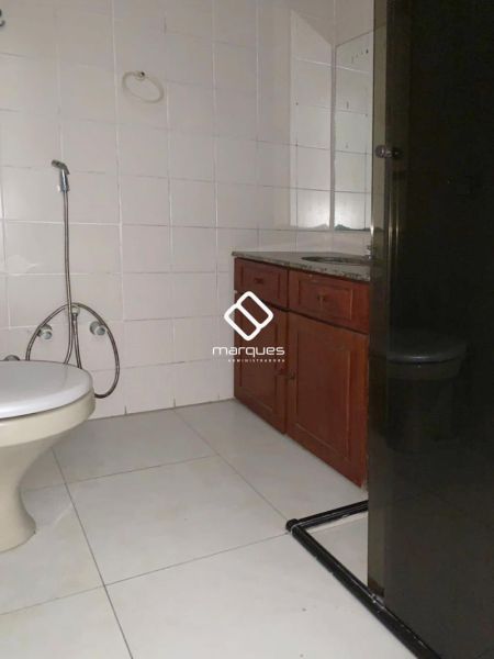 Apartamento com 3 quartos, 2 banheiros e 170m² à venda no bairro Centro, Pelotas