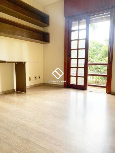 Apartamento com 3 quartos, 2 banheiros e 170m² à venda no bairro Centro, Pelotas