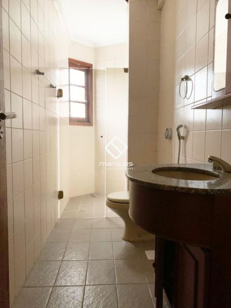 Apartamento com 3 quartos, 2 banheiros e 170m² à venda no bairro Centro, Pelotas