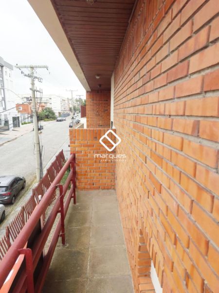 Apartamento com 3 quartos, 2 banheiros e 170m² à venda no bairro Centro, Pelotas