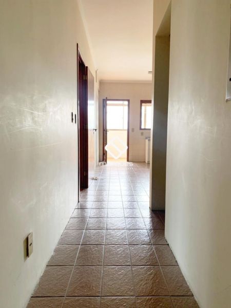 Apartamento com 3 quartos, 2 banheiros e 170m² à venda no bairro Centro, Pelotas