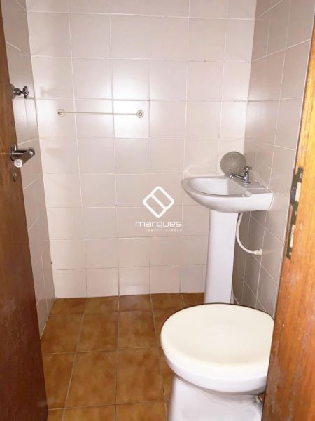 Apartamento com 3 quartos, 2 banheiros e 170m² à venda no bairro Centro, Pelotas