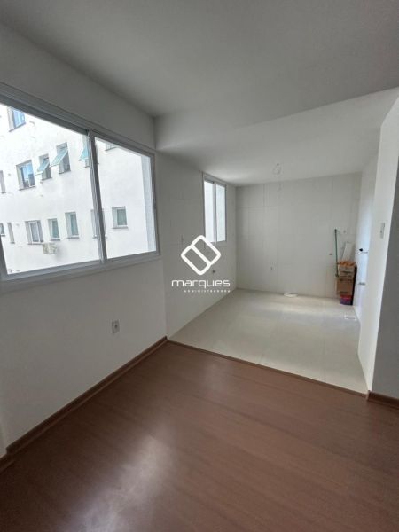 Apartamento com 1 quarto, 1 banheiro e 44m² à venda no bairro Centro, Pelotas