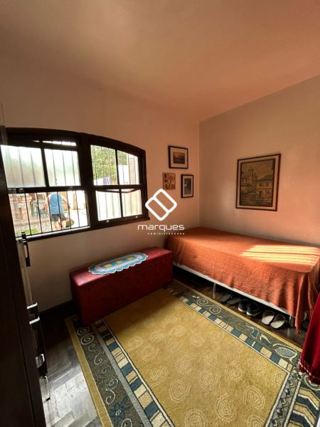 Casa com 3 quartos, 1 banheiro e 120m² à venda no bairro Laranjal, Pelotas