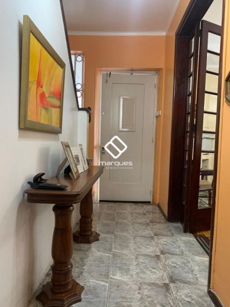 Sobrado com 4 quartos, 2 banheiros e 300m² à venda no bairro Centro, Pelotas