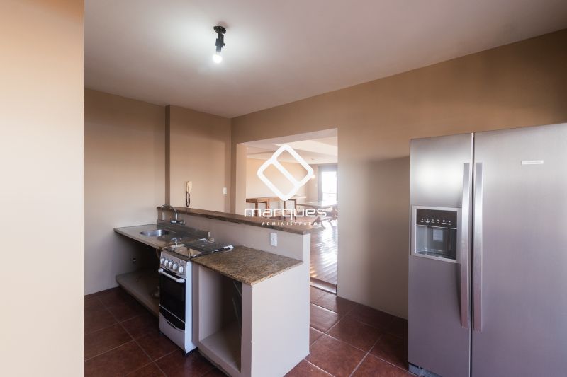 Cobertura com 3 quartos, 4 banheiros e 322m² à venda no bairro Centro, Pelotas