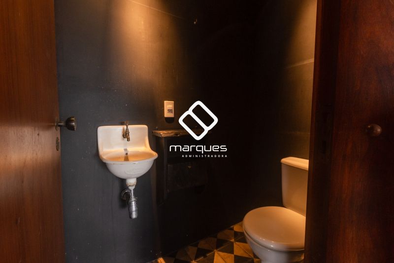 Cobertura com 3 quartos, 4 banheiros e 322m² à venda no bairro Centro, Pelotas