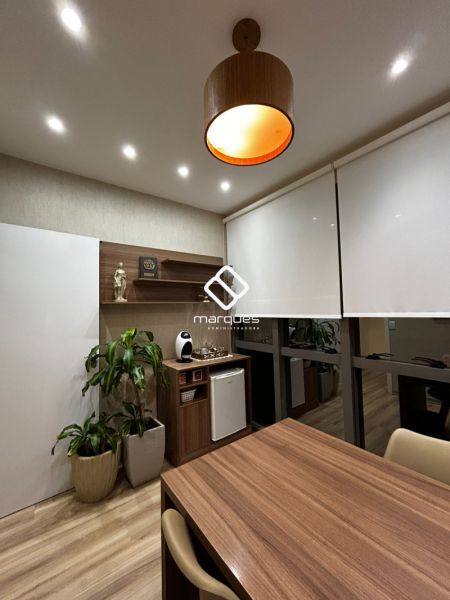 Sala com 1 banheiro e 30m² à venda no bairro Areal, Pelotas