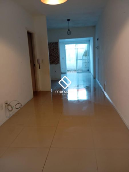 Casa com 3 quartos, 2 banheiros e 69m² à venda no bairro Areal, Pelotas