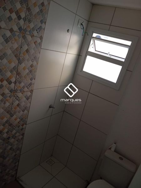 Casa com 3 quartos, 2 banheiros e 69m² à venda no bairro Areal, Pelotas