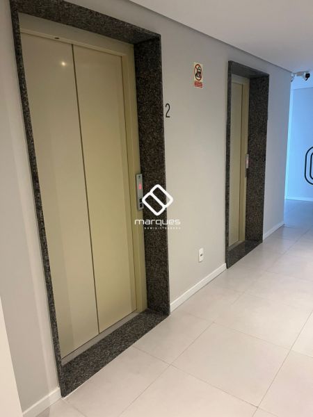 Apartamento com 3 quartos, 1 banheiro e 74m² à venda no bairro Areal, Pelotas