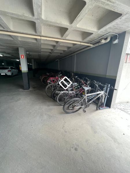 Apartamento com 3 quartos, 1 banheiro e 74m² à venda no bairro Areal, Pelotas