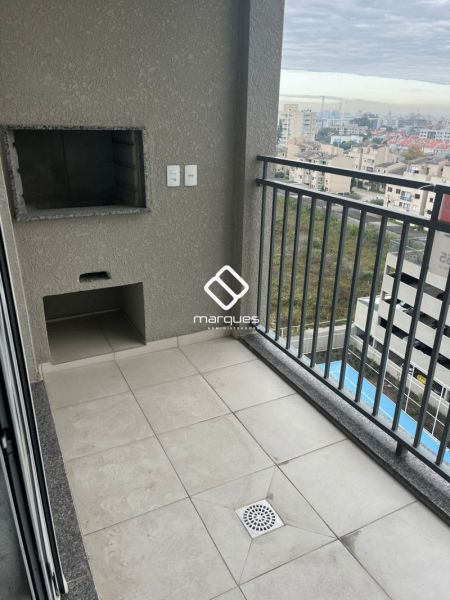 Apartamento com 3 quartos, 1 banheiro e 74m² à venda no bairro Areal, Pelotas