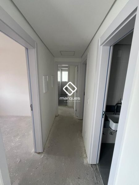 Apartamento com 3 quartos, 1 banheiro e 74m² à venda no bairro Areal, Pelotas