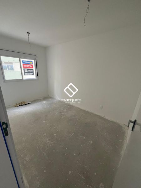 Apartamento com 3 quartos, 1 banheiro e 74m² à venda no bairro Areal, Pelotas