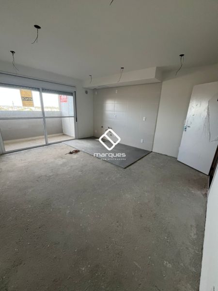 Apartamento com 3 quartos, 1 banheiro e 74m² à venda no bairro Areal, Pelotas