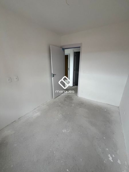 Apartamento com 2 quartos, 1 banheiro e 63m² à venda no bairro Areal, Pelotas