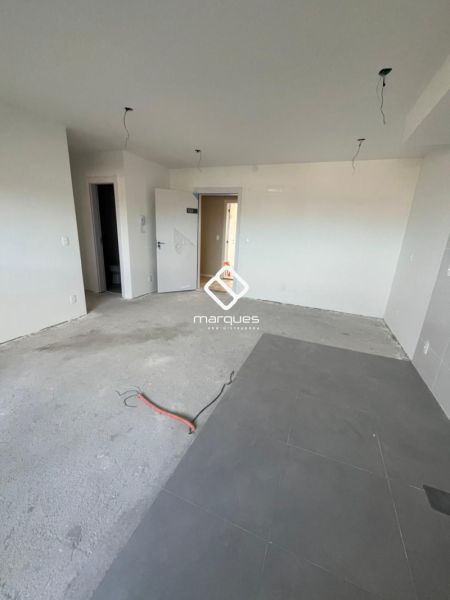 Apartamento com 2 quartos, 1 banheiro e 63m² à venda no bairro Areal, Pelotas