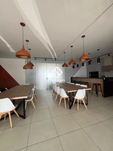 Apartamento com 2 quartos, 1 banheiro e 63m² à venda no bairro Areal, Pelotas