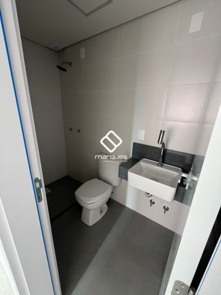 Apartamento com 2 quartos, 1 banheiro e 63m² à venda no bairro Areal, Pelotas