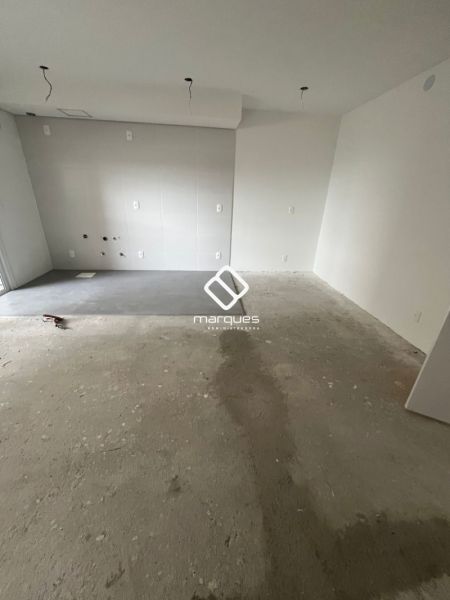 Apartamento com 2 quartos, 1 banheiro e 63m² à venda no bairro Areal, Pelotas