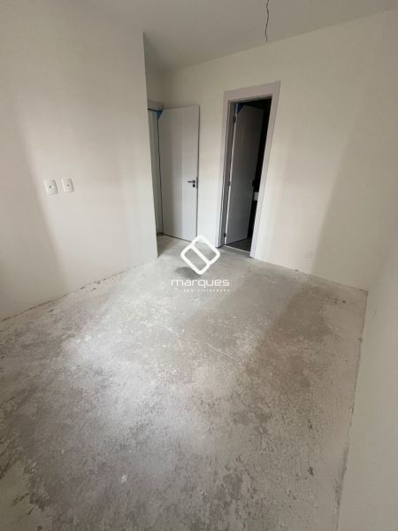 Apartamento com 2 quartos, 1 banheiro e 63m² à venda no bairro Areal, Pelotas