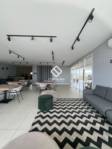 Apartamento com 2 quartos, 1 banheiro e 63m² à venda no bairro Areal, Pelotas