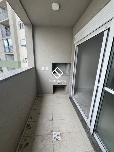 Apartamento com 2 quartos, 1 banheiro e 63m² à venda no bairro Areal, Pelotas