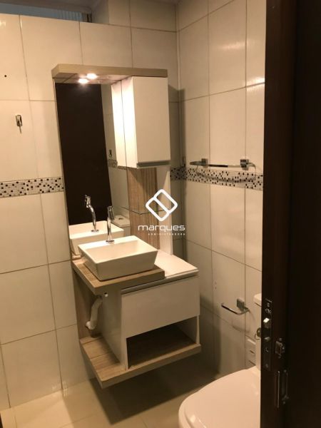 Apartamento com 2 quartos, 1 banheiro e 77m² à venda no bairro Centro, Pelotas