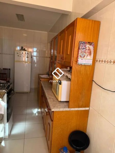 Apartamento com 2 quartos, 2 banheiros e 83m² à venda no bairro Centro, Pelotas