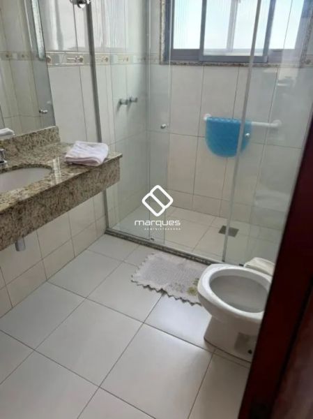 Apartamento com 2 quartos, 2 banheiros e 83m² à venda no bairro Centro, Pelotas