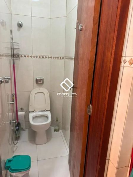 Apartamento com 2 quartos, 2 banheiros e 83m² à venda no bairro Centro, Pelotas