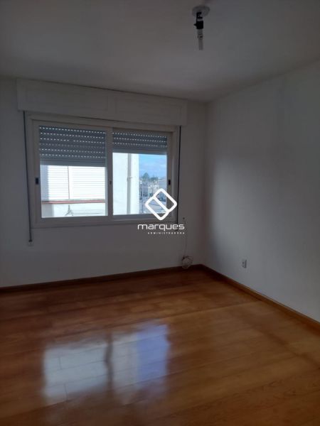 Apartamento com 2 quartos, 2 banheiros e 125m² à venda no bairro Centro, Pelotas
