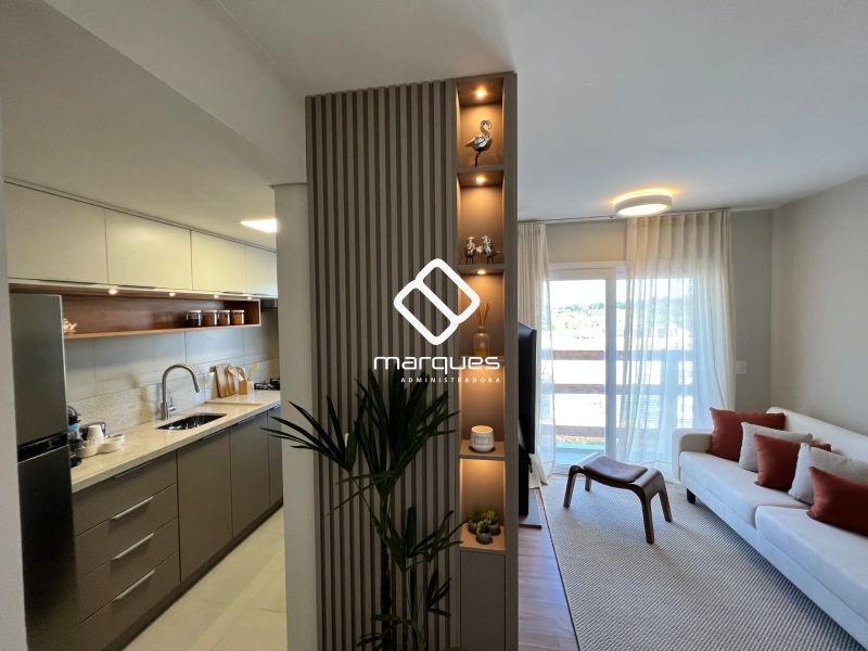 Apartamento com 2 quartos, 1 banheiro e 70m² à venda no bairro Três Vendas, Pelotas
