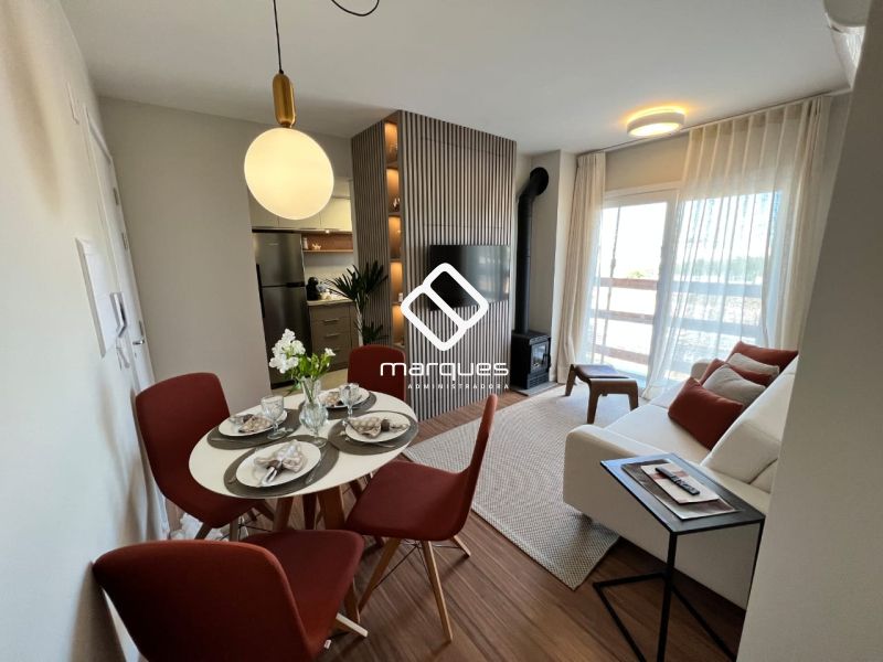 Apartamento com 2 quartos, 1 banheiro e 70m² à venda no bairro Três Vendas, Pelotas