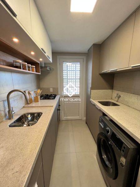 Apartamento com 2 quartos, 1 banheiro e 70m² à venda no bairro Três Vendas, Pelotas