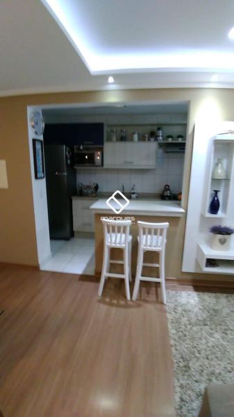 Apartamento com 2 quartos, 1 banheiro e 55m² à venda no bairro Areal, Pelotas