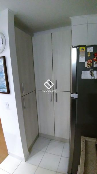 Apartamento com 2 quartos, 1 banheiro e 55m² à venda no bairro Areal, Pelotas