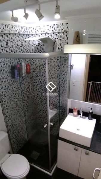Apartamento com 2 quartos, 1 banheiro e 55m² à venda no bairro Areal, Pelotas