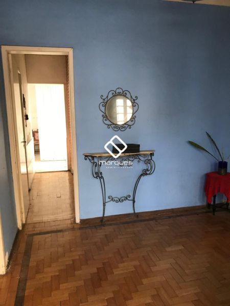 Casa com 3 quartos, 2 banheiros e 140m² à venda no bairro Centro, Pelotas
