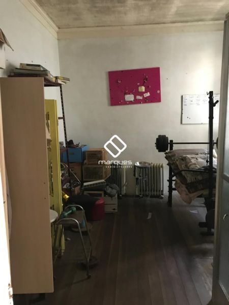 Casa com 3 quartos, 2 banheiros e 140m² à venda no bairro Centro, Pelotas