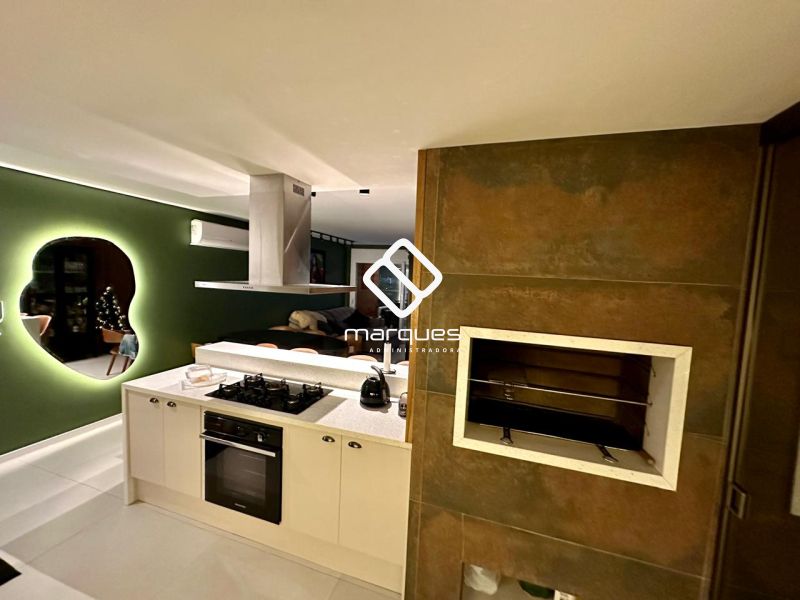 Apartamento com 2 quartos, 1 banheiro e 169m² à venda no bairro Três Vendas, Pelotas