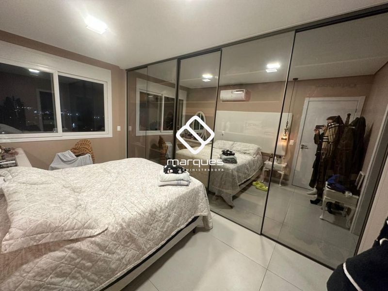 Apartamento com 2 quartos, 1 banheiro e 169m² à venda no bairro Três Vendas, Pelotas