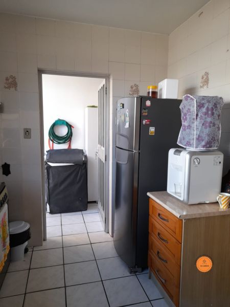 Sobrado com 4 quartos, 3 banheiros e 286m² à venda no bairro Centro, Pelotas
