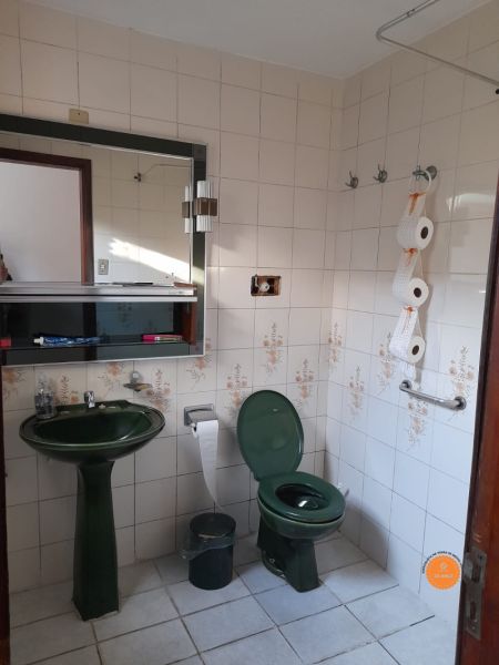 Sobrado com 4 quartos, 3 banheiros e 286m² à venda no bairro Centro, Pelotas
