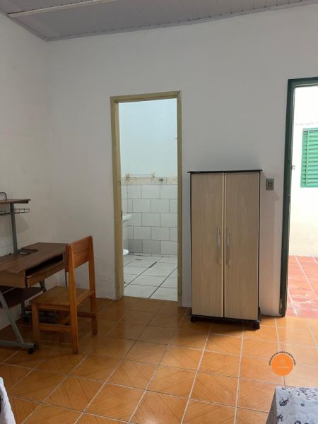 Casa com 2 quartos, 1 banheiro e 62m² à venda no bairro Centro, Pelotas