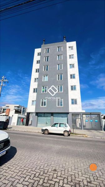 Apartamento com 3 quartos, 1 banheiro e 101m² à venda no bairro Três Vendas, Pelotas