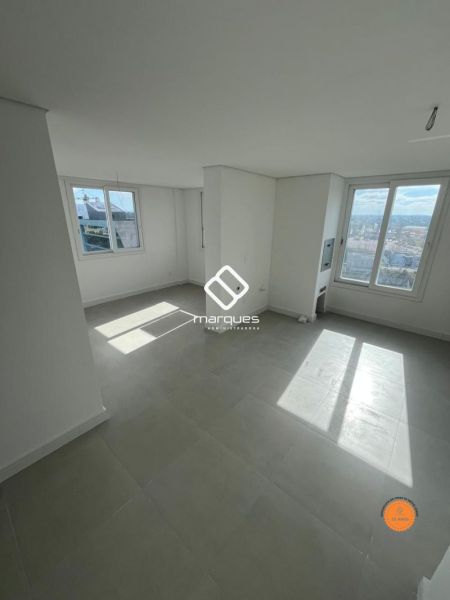Apartamento com 3 quartos, 1 banheiro e 101m² à venda no bairro Três Vendas, Pelotas